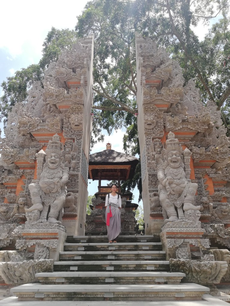 Cổng trời Đền Pura Dalem Tama Kaja